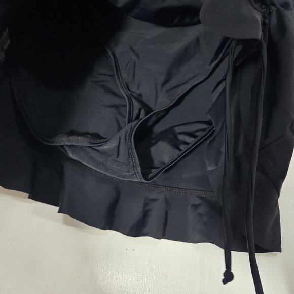 Croft And Barrow Black Bathing Suit Skirt With Lining Sz 12 - Picture 7 of 9